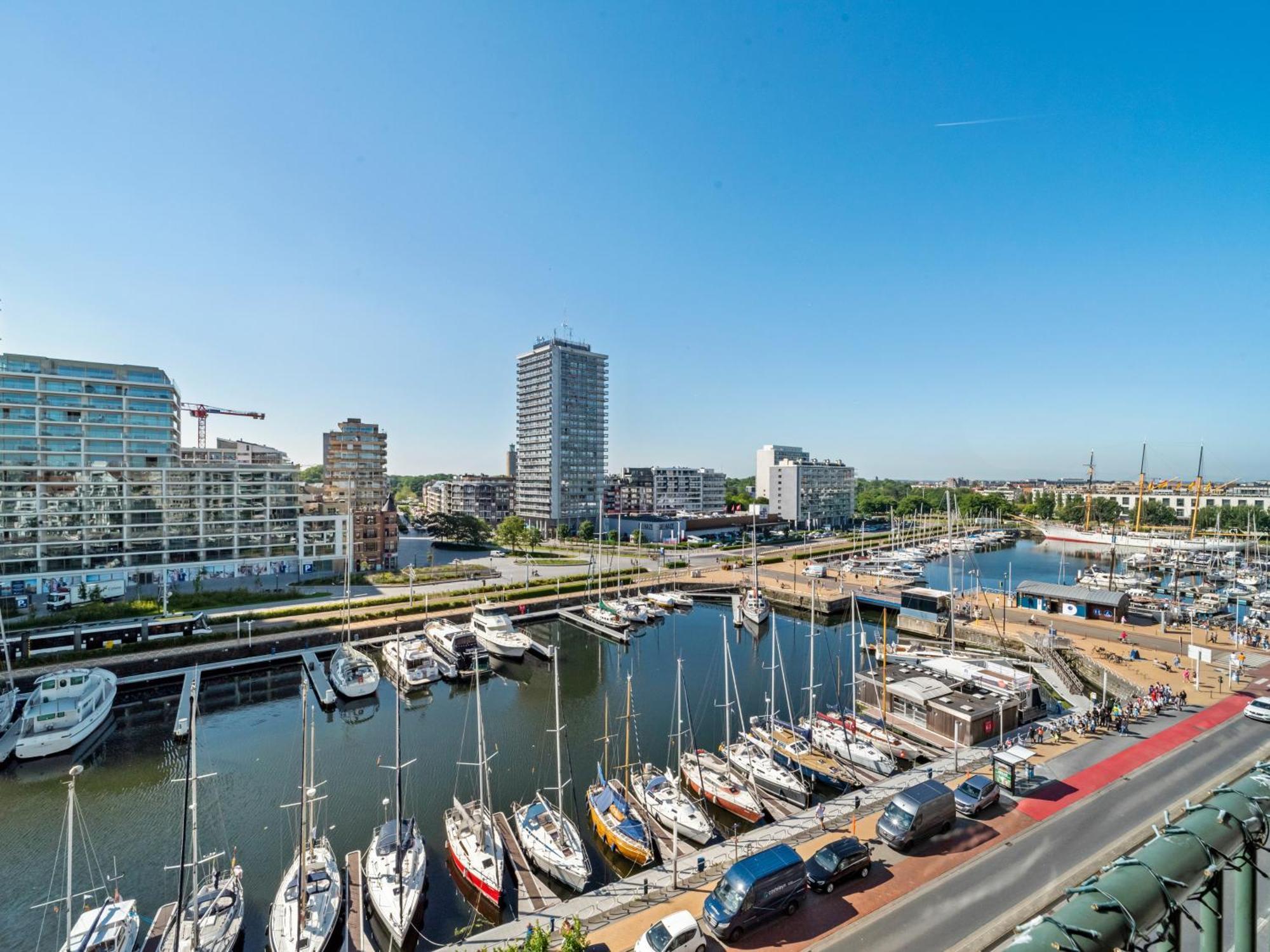 Maison Beaufort - Uniek Zicht Op De Jachthaven Остенде Экстерьер фото
